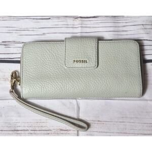 Fossil Madison Clutch Pebbled Leather Slim Clutch Wallet Light Green